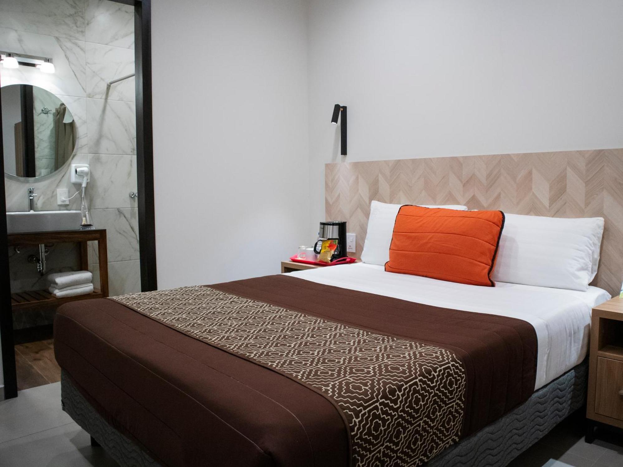 Hotel Mayis Oaxaca ภายนอก รูปภาพ